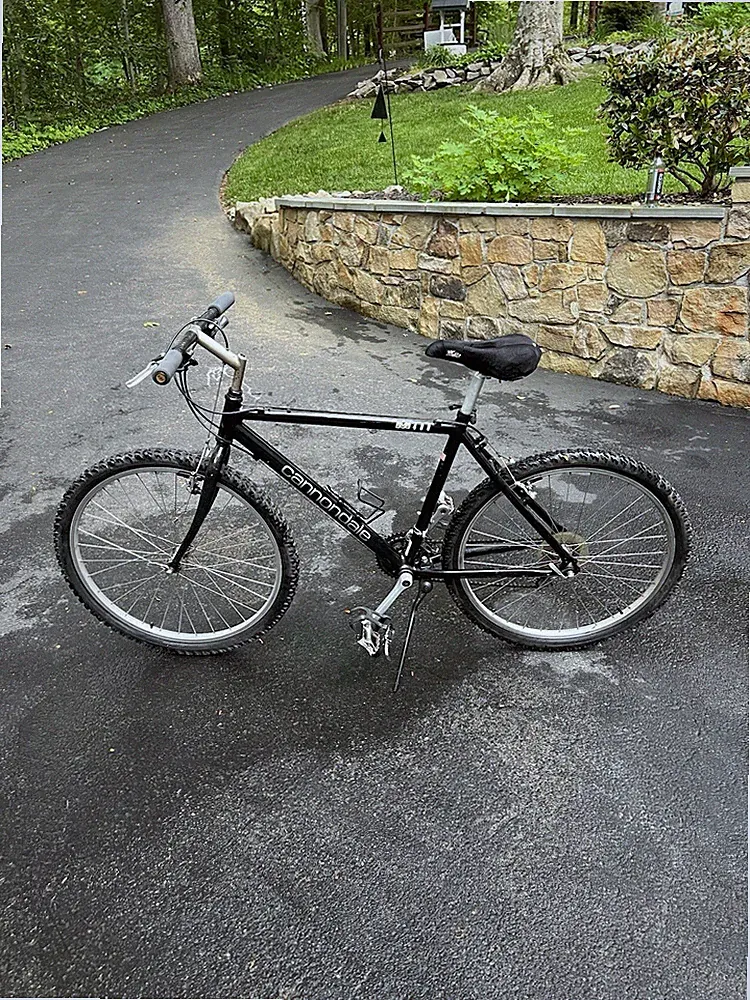 21-Speed Cannondale M-400 Mountain Bike Disc Brake