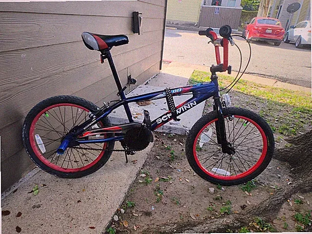 $80 Vendo Está Bici BMX 20" Está Nueva. Houston Texas Área 77099 346-285-9179