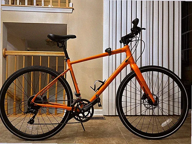 95% New Cannondale bike, Quick2, Color Crunch