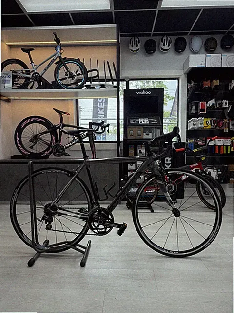Cannondale CAAD10 Road Bike Shimano 105 2x10 FSA Gossamer Carbon Fork – M