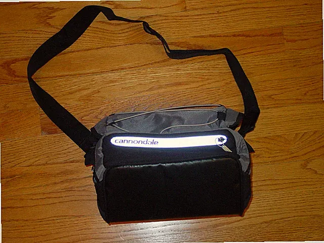 Cannondale Commuter Pack Bag Cooler Storage Bag Gray Black Bike Bicycle Strap