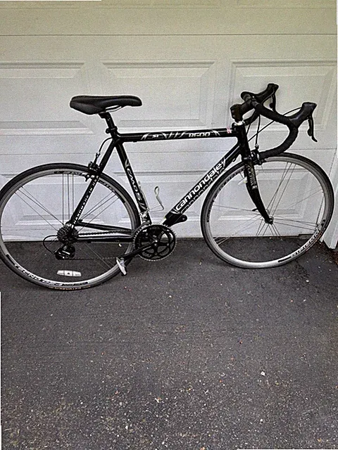 Cannondale R600 SI Road Bike Size 56cm Black & Silver Very Nice See