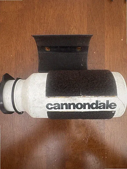 Cannondale Retro 80/90s Style Water Bottle And Mount Bracket White