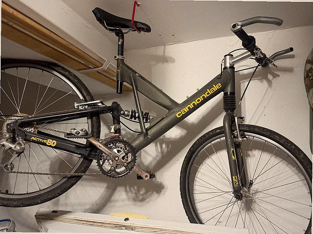 Cannondale Super V 700 Full Suspension Mountain Bike, Large, AS IS