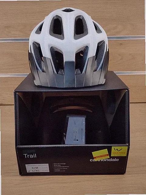 Cannondale Trail Adult Helmet White L/XL *NEW OPEN BOX* (Reg. $50)