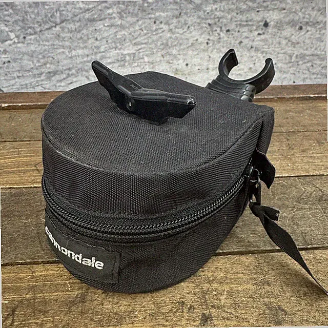 Vintage Cannondale Saddle Bag Small Black Bike Seat Pack Clamp Mount Underseat